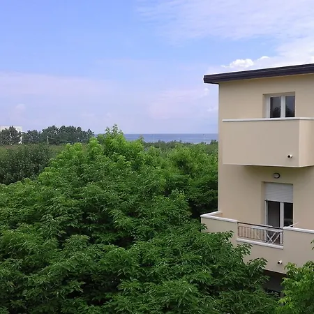 - Meuble' - Cordiale Hotel