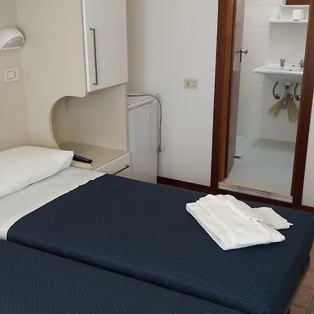 - Meuble' - Cordiale Hotel Misano Adriatico