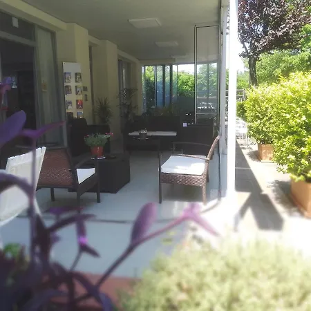 Hotel - Meuble' - 