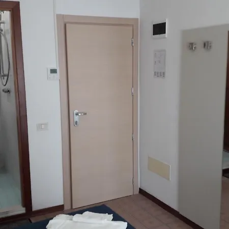 Hotel - Meuble' - 