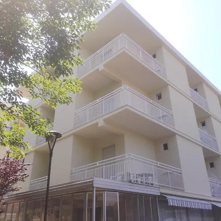 Meuble Cordiale Hotel