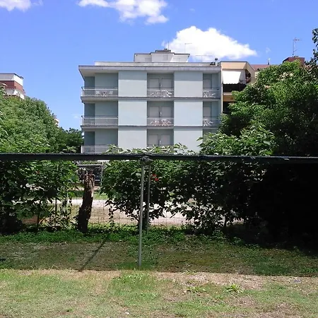 Meuble Cordiale Hotel 2*